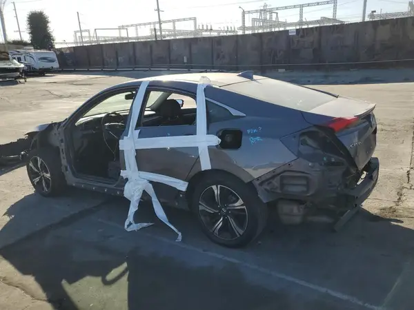 2HGFC1F96HH642261 2017 HONDA CIVIC - Image 2