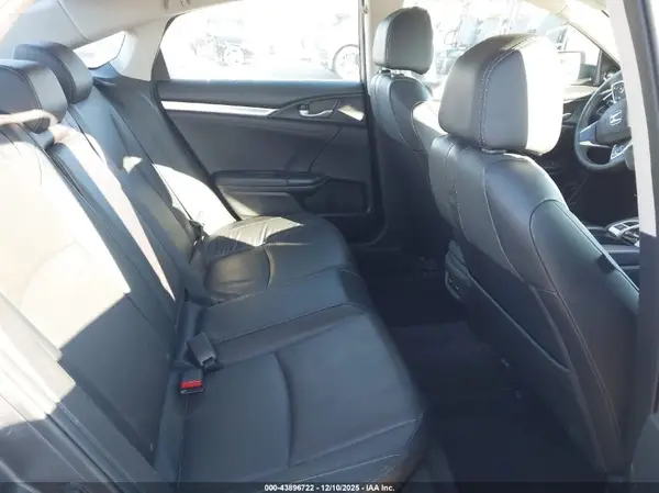 2HGFC1F96HH644446 2017 HONDA CIVIC - Image 8