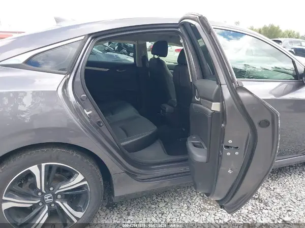 2HGFC1F96HH655236 2017 HONDA CIVIC - Image 8