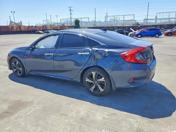 2HGFC1F97HH647484 2017 HONDA CIVIC - Image 2