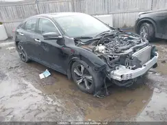 2HGFC1F97JH101886 2018 HONDA CIVIC