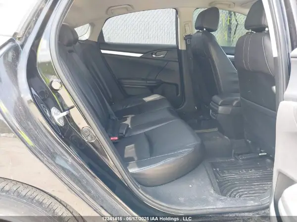 2HGFC1F97JH107610 2018 HONDA CIVIC - Image 8
