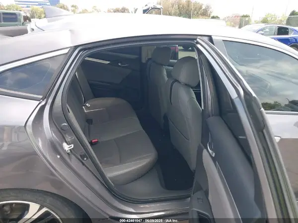2HGFC1F98GH657066 2016 HONDA CIVIC - Image 8