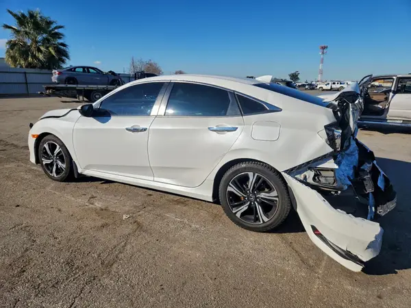2HGFC1F98HH639152 2017 HONDA CIVIC - Image 2