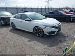 2HGFC1F99JH100352 2018 HONDA CIVIC