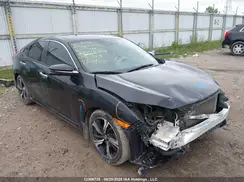 2HGFC1F9XGH109764 2016 HONDA CIVIC