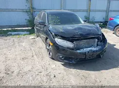 2HGFC1F9XHH102296 2017 HONDA CIVIC