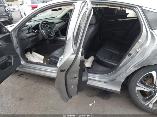 2HGFC1F9XHH634745 2017 HONDA CIVIC - Image 8