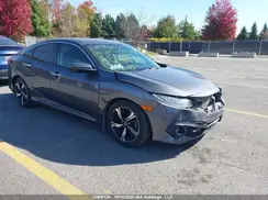 2HGFC1F9XJH100831 2018 HONDA CIVIC