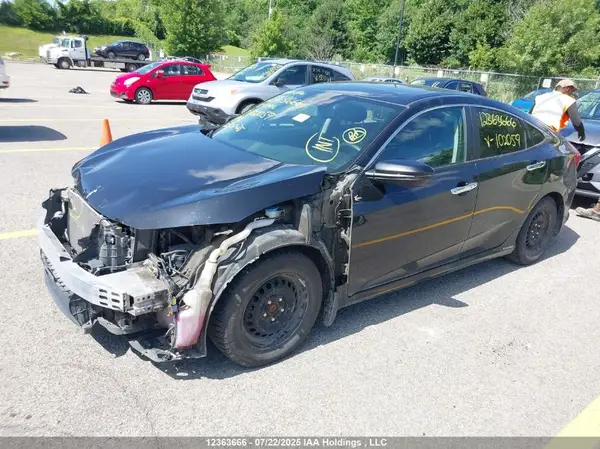 2HGFC1F9XJH102059 2018 HONDA CIVIC - Image 2