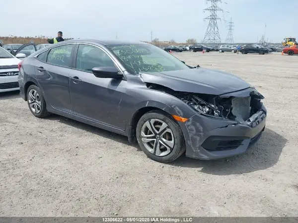 2HGFC2E51JH003442 2018 HONDA CIVIC - Image 1