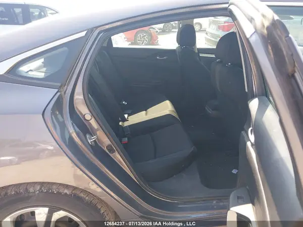 2HGFC2E51JH027465 2018 HONDA CIVIC - Image 8