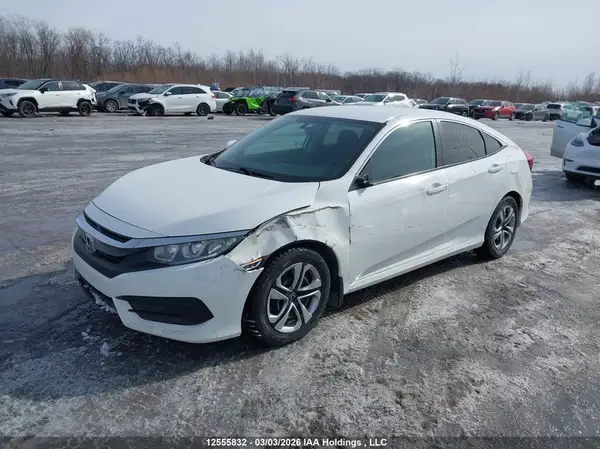 2HGFC2E54JH025158 2018 HONDA CIVIC - Image 2