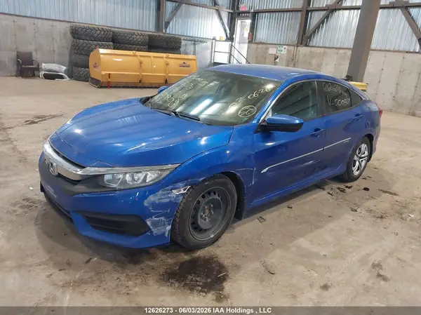 2HGFC2E56JH000827 2018 HONDA CIVIC - Image 2
