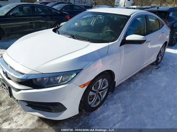 2HGFC2E57JH033772 2018 HONDA CIVIC - Image 2