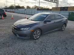 2HGFC2E57JH563370 2018 HONDA CIVIC