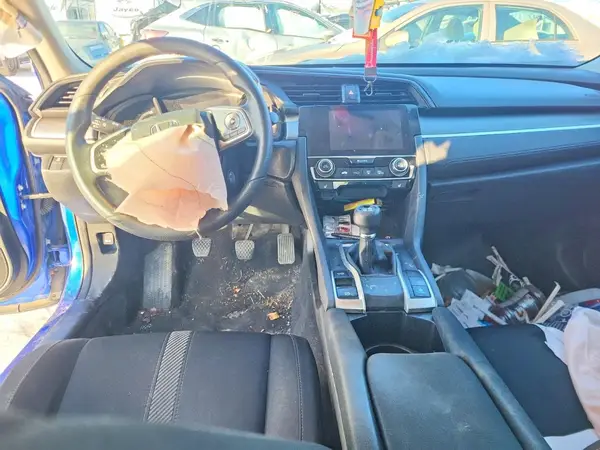 2HGFC2E58HH033063 2017 HONDA CIVIC - Image 8