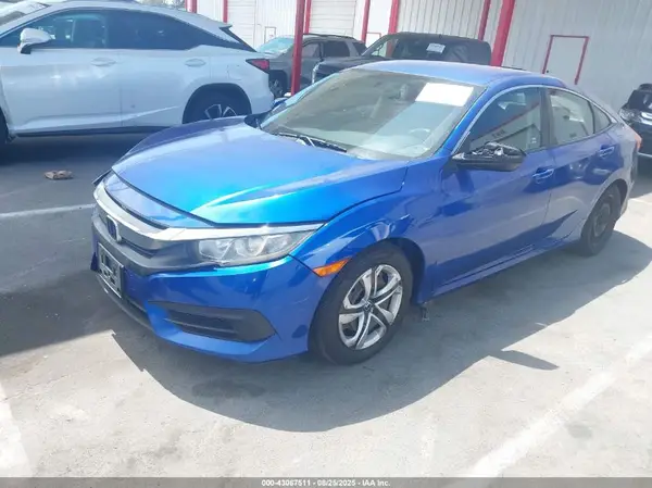 2HGFC2E59JH523498 2018 HONDA CIVIC - Image 2