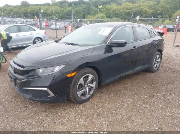 2HGFC2E60KH565763 2019 HONDA CIVIC - Image 2