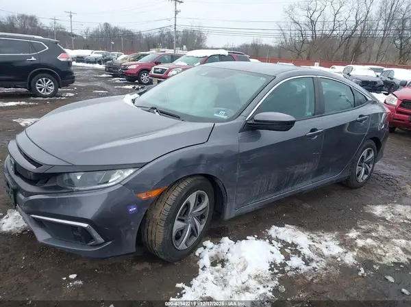 2HGFC2E60KH580263 2019 HONDA CIVIC - Image 2