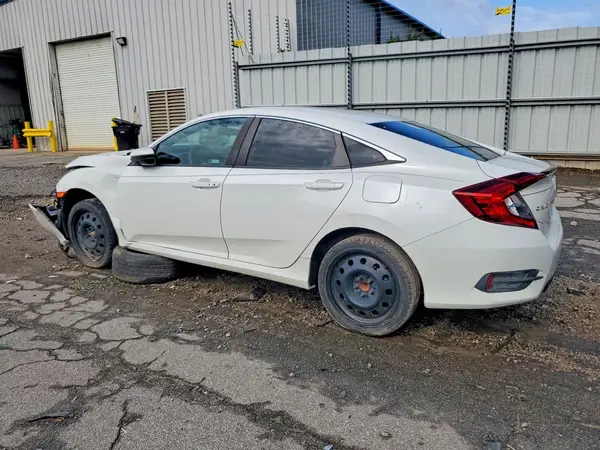 2HGFC2E81LH515568 2020 HONDA CIVIC - Image 2