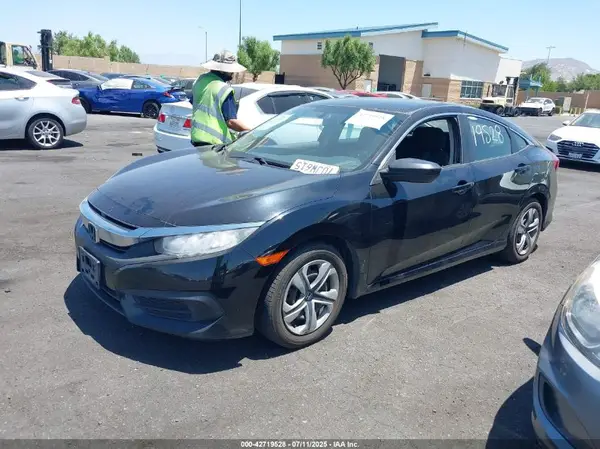 2HGFC2F50HH512396 2017 HONDA CIVIC - Image 2