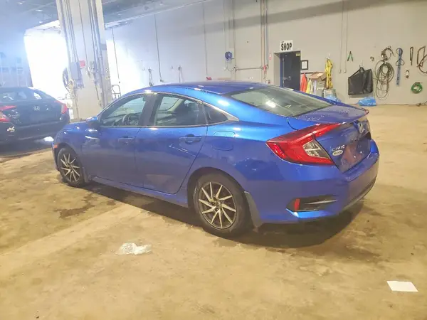2HGFC2F50JH000630 2018 HONDA CIVIC - Image 2