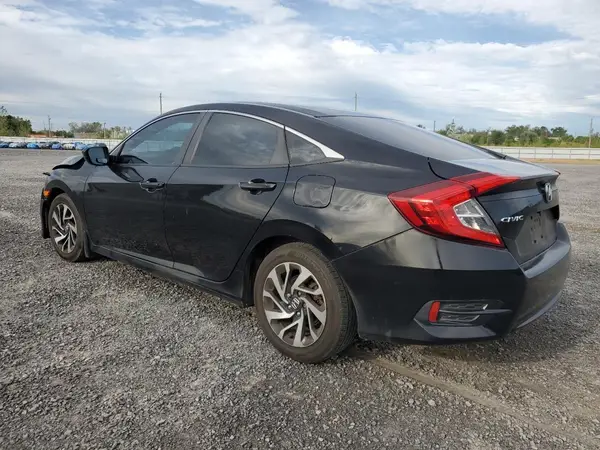 2HGFC2F50JH000689 2018 HONDA CIVIC - Image 2