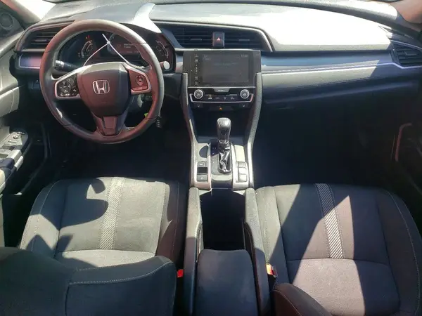 2HGFC2F50JH000692 2018 HONDA CIVIC - Image 8