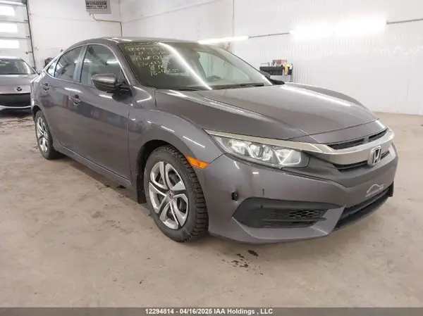 2HGFC2F50JH015399 2018 HONDA CIVIC - Image 1