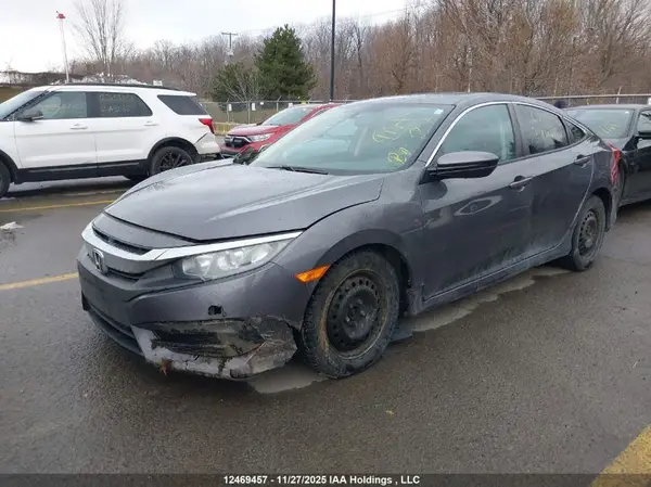 2HGFC2F50JH021753 2018 HONDA CIVIC - Image 2