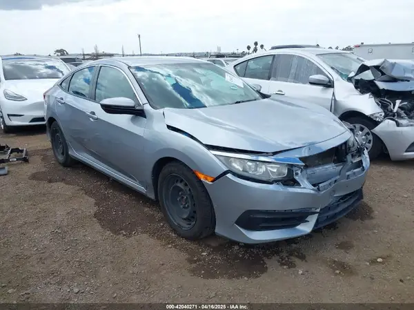 2HGFC2F50JH500559 2018 HONDA CIVIC - Image 1