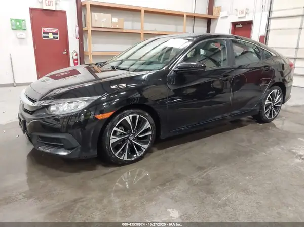 2HGFC2F50JH509391 2018 HONDA CIVIC - Image 2