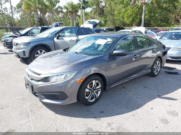 2HGFC2F50JH528670 2018 HONDA CIVIC - Image 2