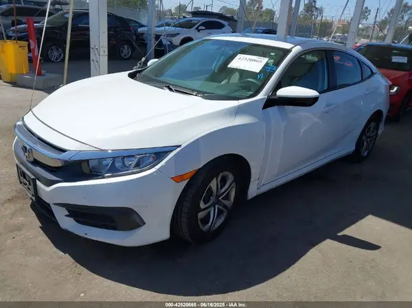 2HGFC2F50JH531083 2018 HONDA CIVIC - Image 2