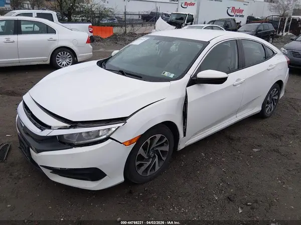 2HGFC2F50JH532296 2018 HONDA CIVIC - Image 2