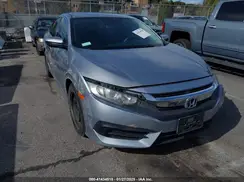 2HGFC2F50JH533173 2018 HONDA CIVIC