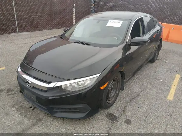 2HGFC2F50JH539992 2018 HONDA CIVIC - Image 2