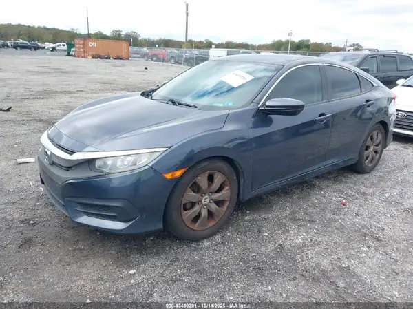 2HGFC2F50JH543959 2018 HONDA CIVIC - Image 2