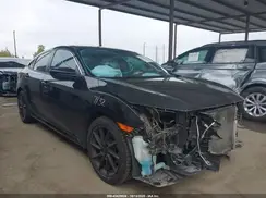 2HGFC2F50JH558297 2018 HONDA CIVIC
