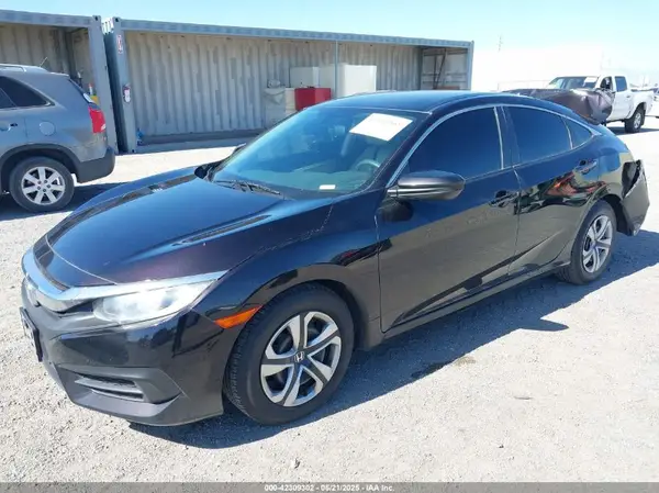 2HGFC2F50JH561202 2018 HONDA CIVIC - Image 2