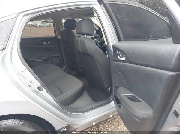 2HGFC2F50JH564584 2018 HONDA CIVIC - Image 8
