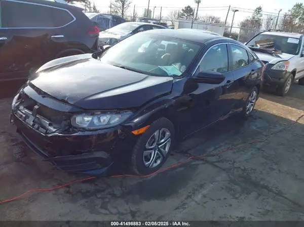 2HGFC2F50JH564956 2018 HONDA CIVIC - Image 2