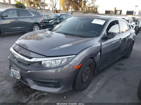 2HGFC2F50JH570367 2018 HONDA CIVIC - Image 2