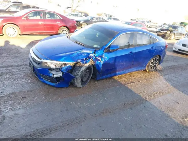 2HGFC2F50JH572569 2018 HONDA CIVIC - Image 2