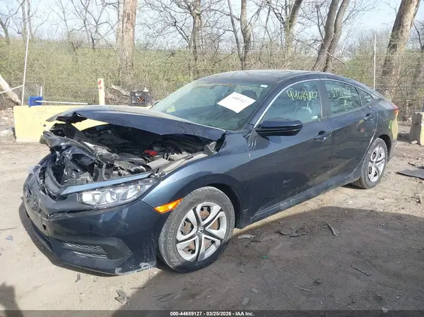 2HGFC2F50JH573124 2018 HONDA CIVIC - Image 2