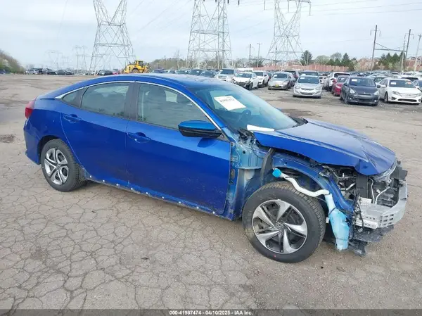 2HGFC2F50JH579084 2018 HONDA CIVIC - Image 1