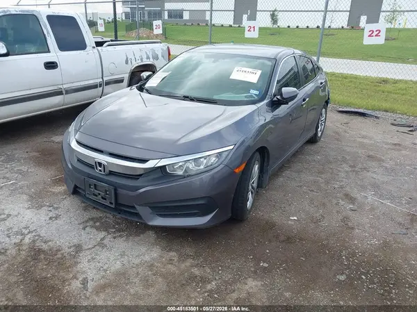 2HGFC2F50JH583779 2018 HONDA CIVIC - Image 2