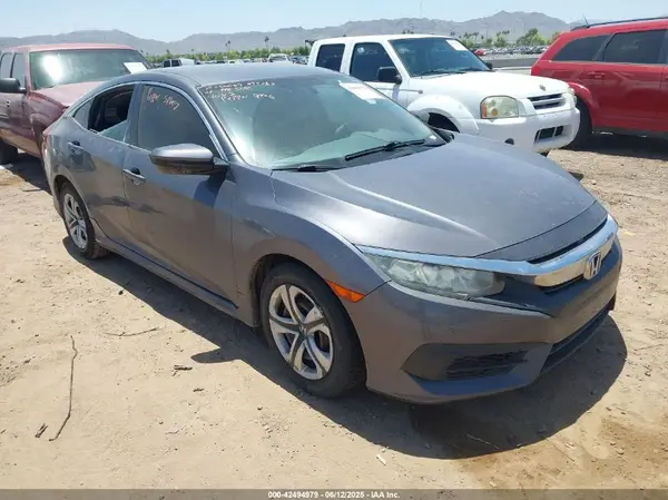 2HGFC2F50JH584642 2018 HONDA CIVIC - Image 1