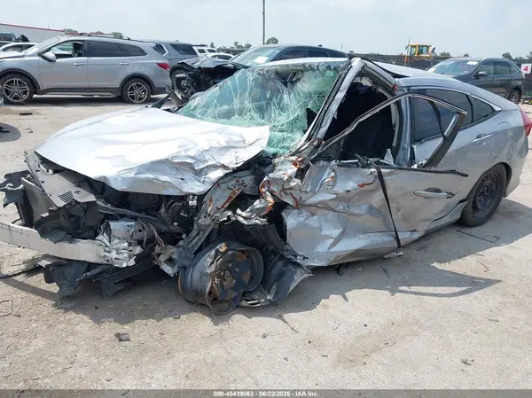 2HGFC2F50JH587315 2018 HONDA CIVIC - Image 2